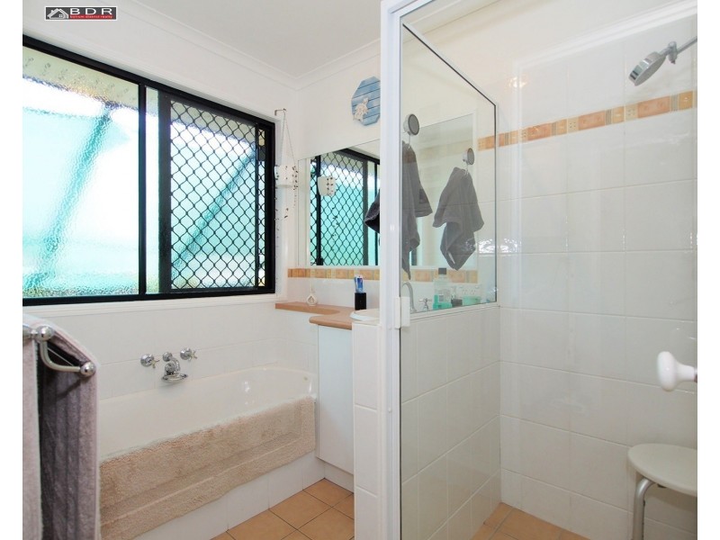 11 Alice St, Howard QLD 4659