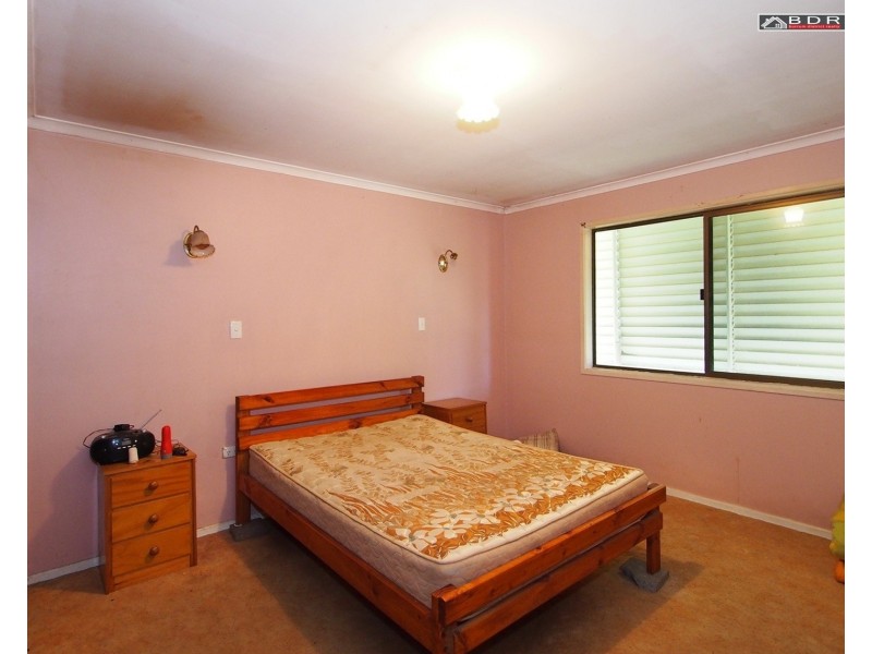 1 Diamantina Dr, Howard QLD 4659