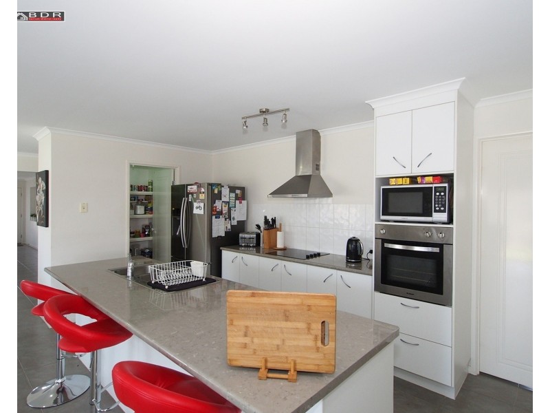 2 Jubata Court, Burrum Heads QLD 4659