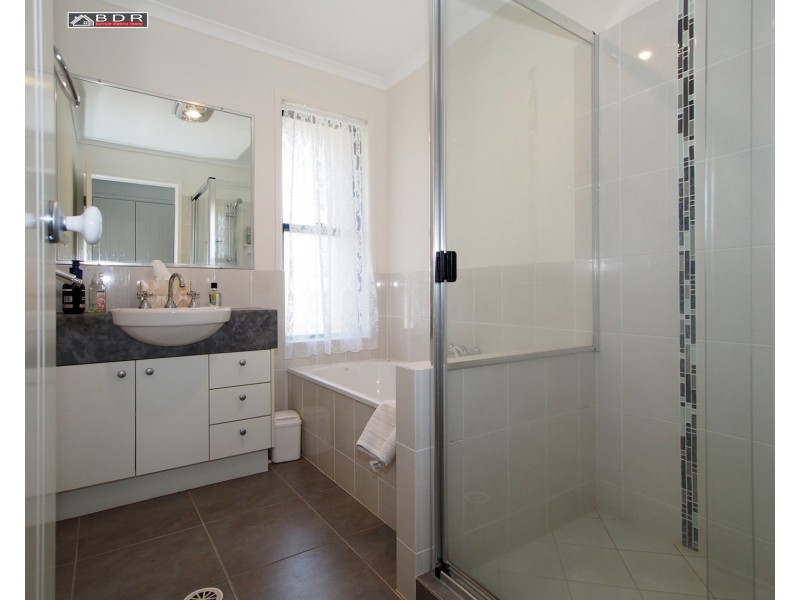 2 Jubata Court, Burrum Heads QLD 4659