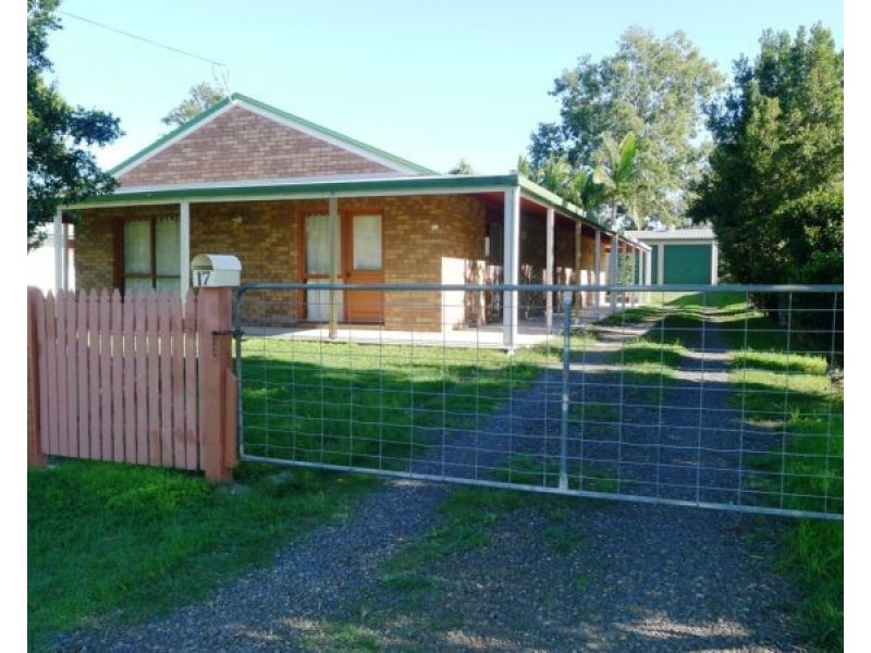 17 Arthur Street, Howard QLD 4659