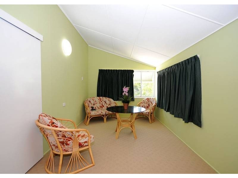 50 Watkins Street, Howard QLD 4659