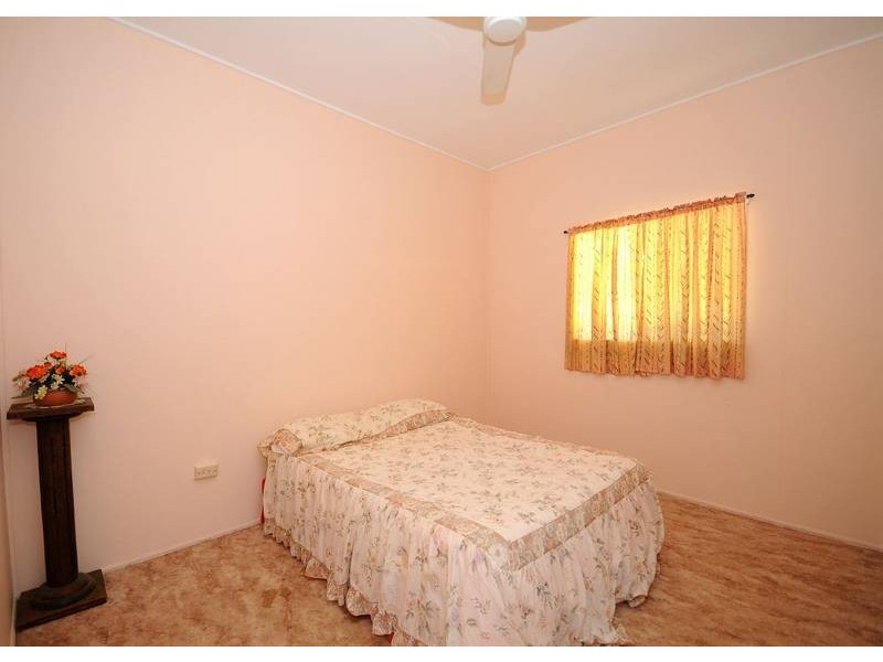 50 Watkins Street, Howard QLD 4659