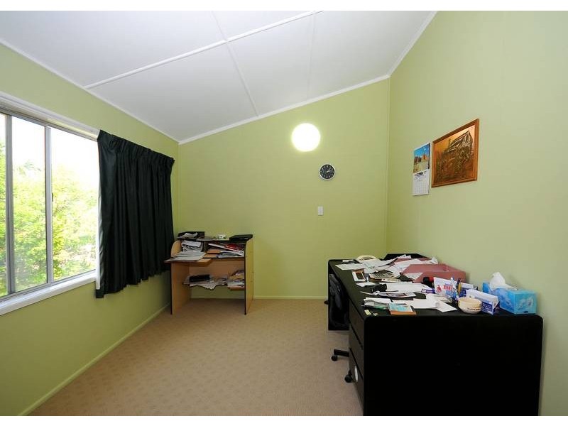50 Watkins Street, Howard QLD 4659