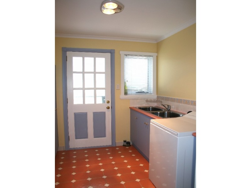 27 Benwerrin Crescent, Norwood TAS 7250