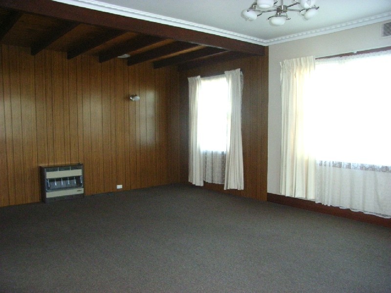 6 Wadley Street, Newnham TAS 7248