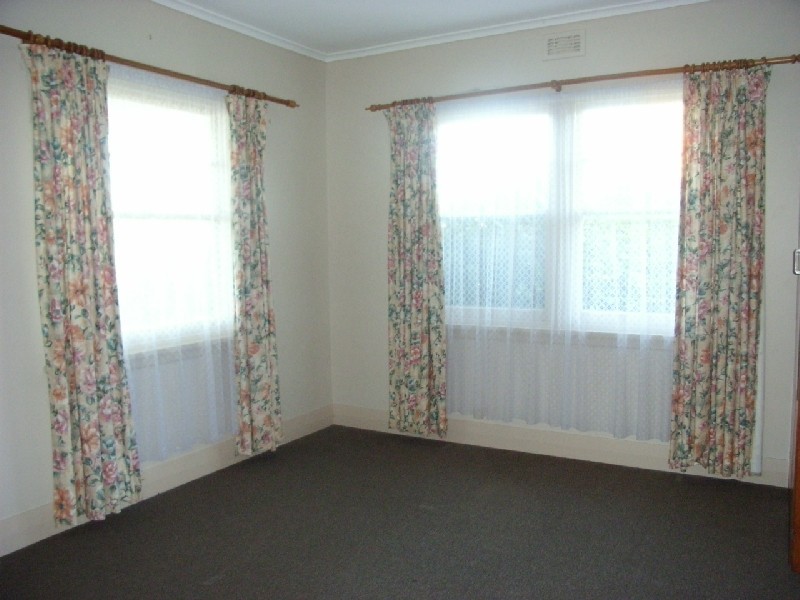 6 Wadley Street, Newnham TAS 7248