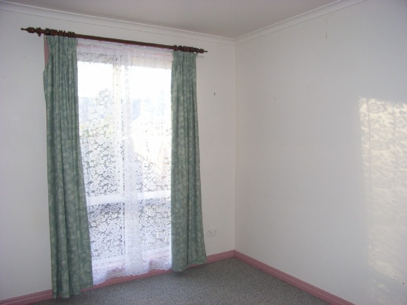 3/4 Patricia Place, Newnham TAS 7248