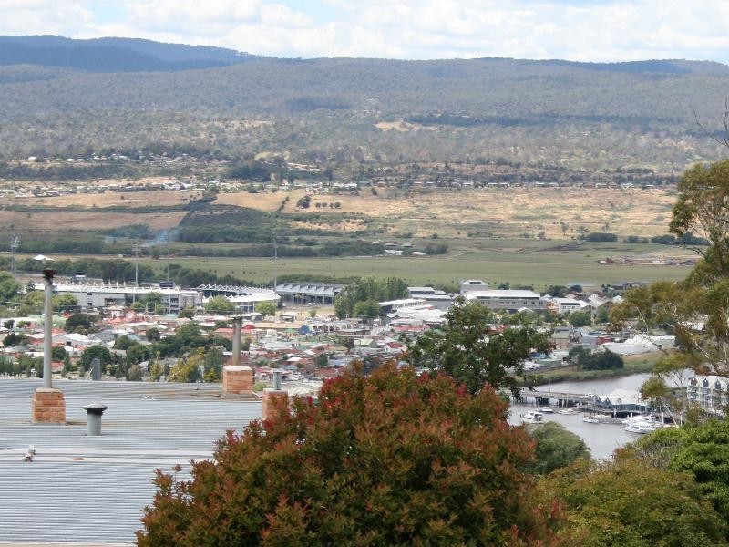 10 Delungra Road, Trevallyn TAS 7250