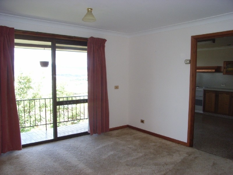 14 Whitford Grove, Trevallyn TAS 7250