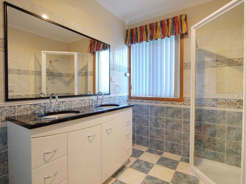 81 Harley Parade, Prospect Vale TAS 7250