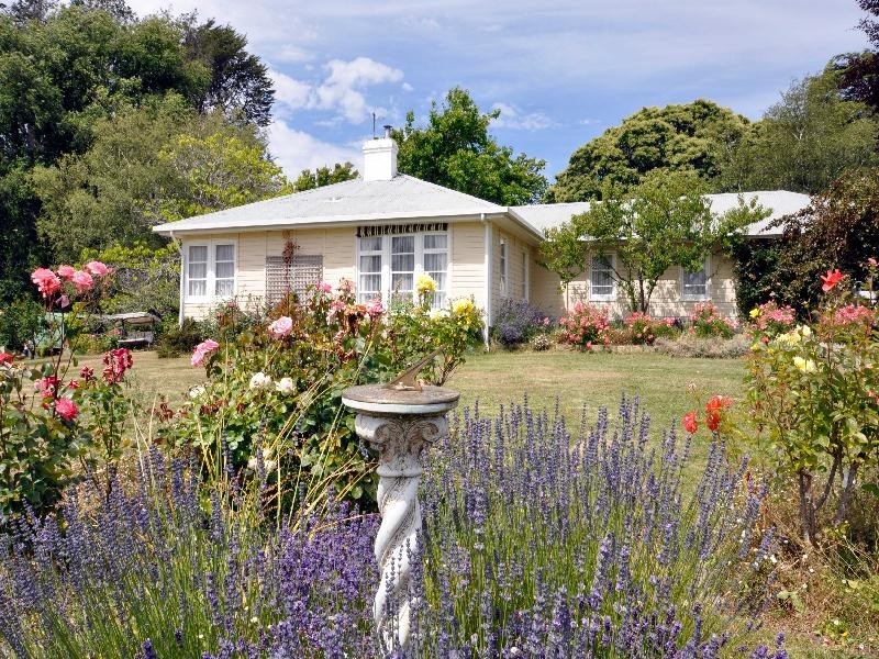 4 Lonsdale Prominade, Westbury TAS 7303