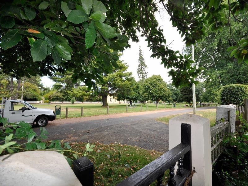 4 Lonsdale Prominade, Westbury TAS 7303