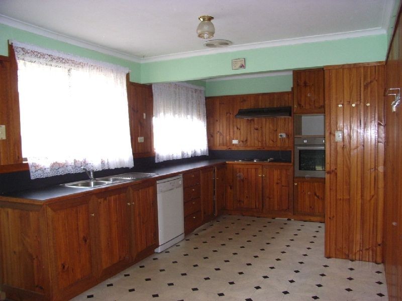 18 Bill Grove, Mowbray TAS 7248