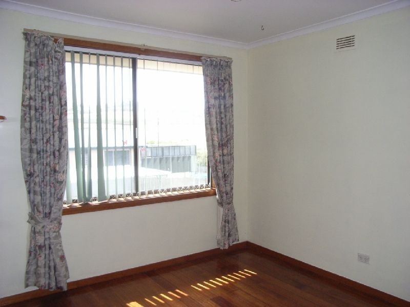 18 Bill Grove, Mowbray TAS 7248