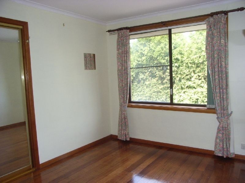 18 Bill Grove, Mowbray TAS 7248
