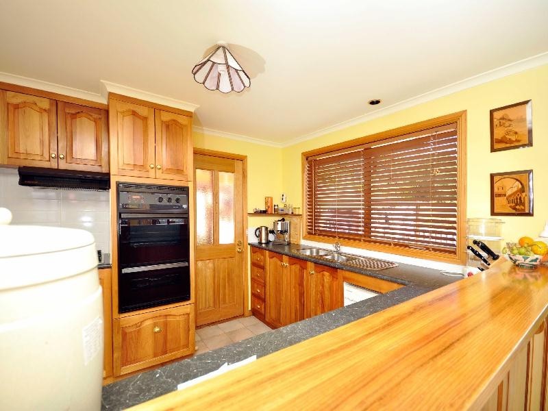 11 Lachlan Parade, Trevallyn TAS 7250