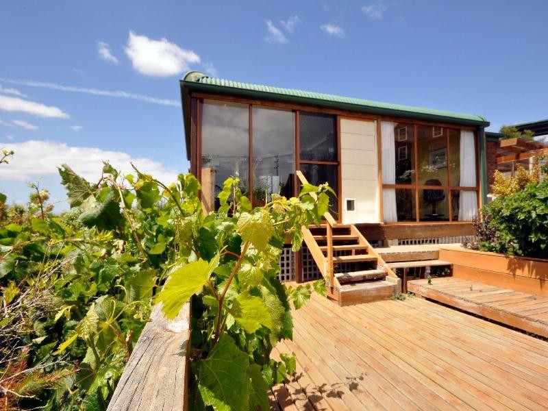 11 Lachlan Parade, Trevallyn TAS 7250