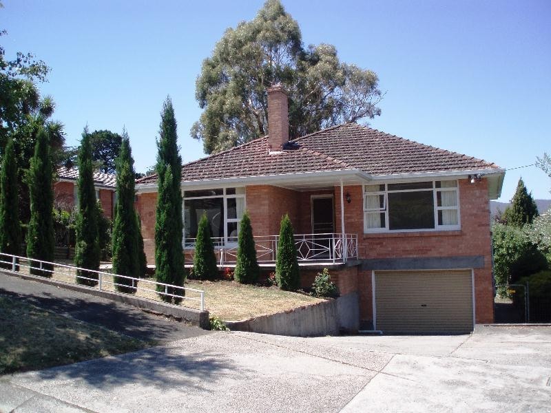 11 Barossa Place, Newstead TAS 7250
