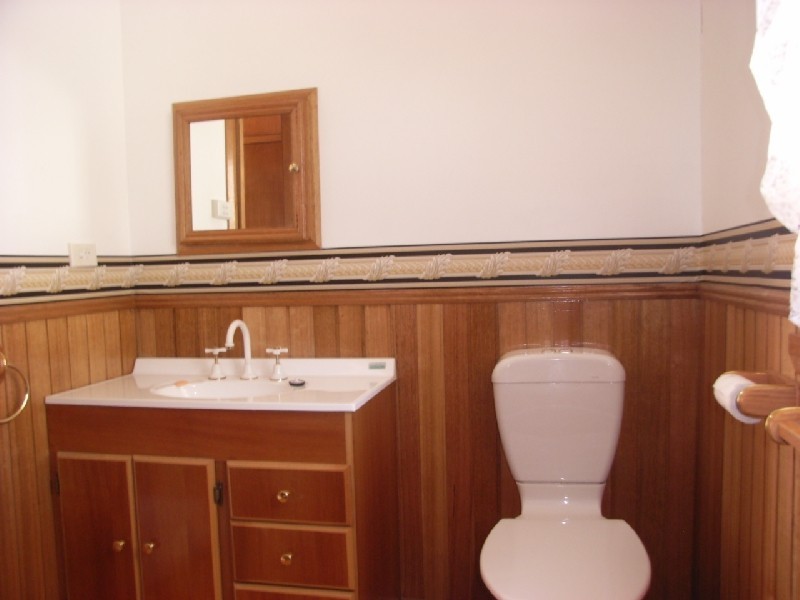 8 Station Road, St Leonards TAS 7250