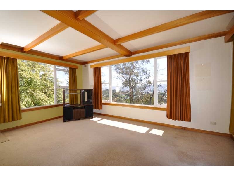 17 Wilhelmina Avenue, West Launceston TAS 7250