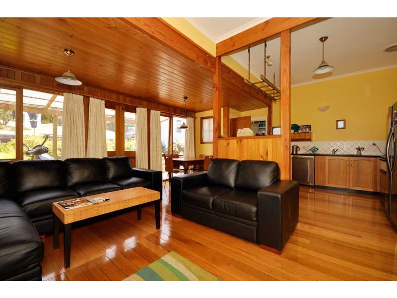 11 Basin Road, West Launceston TAS 7250