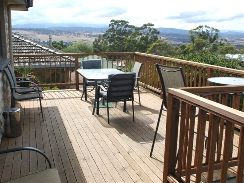 52 Quarantine Road, Kings Meadows TAS 7249