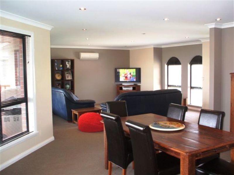 3 Sarinda Close, Newnham TAS 7248