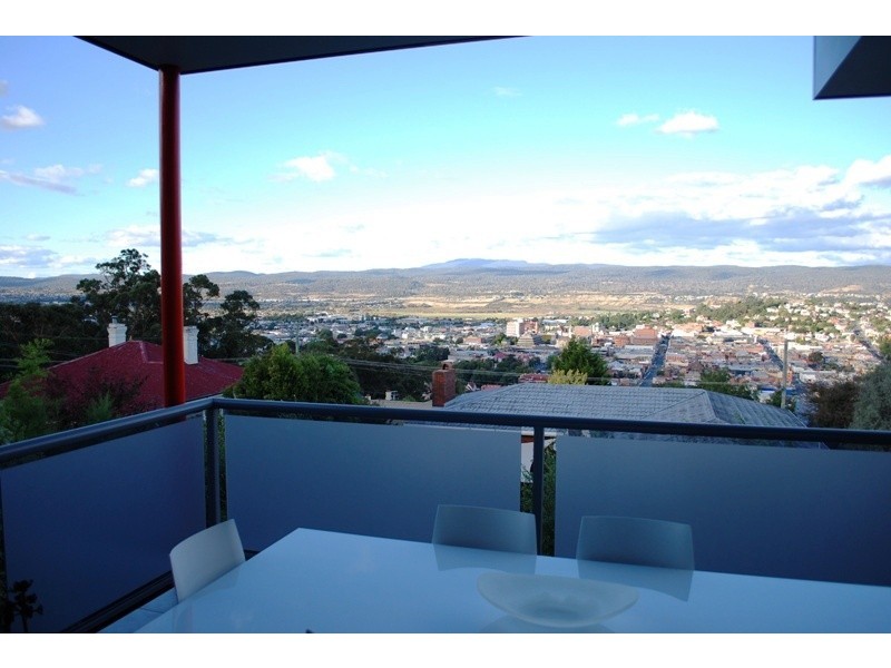 17 Argyle Street, West Launceston TAS 7250