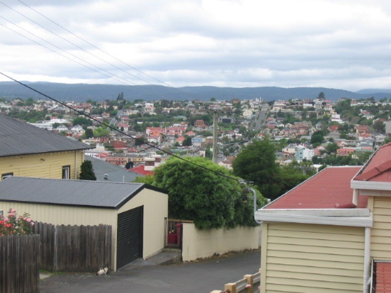 2/19 Hillside Crescent, West Launceston TAS 7250