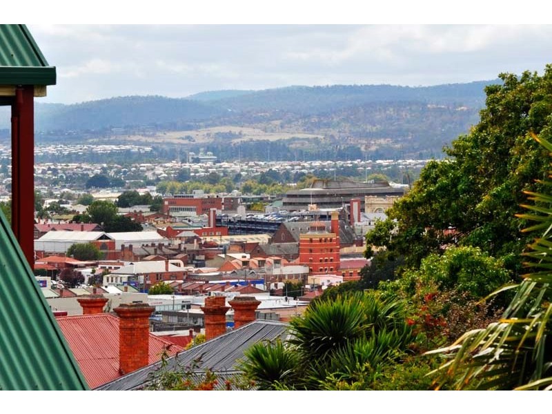 43 Hillside Crescent, West Launceston TAS 7250