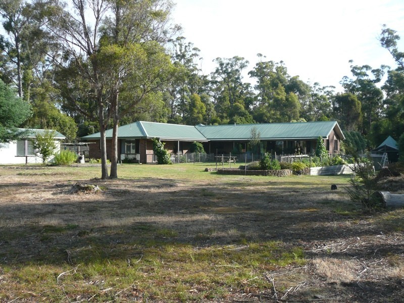 614 Greens Beach Road, York Town TAS 7270