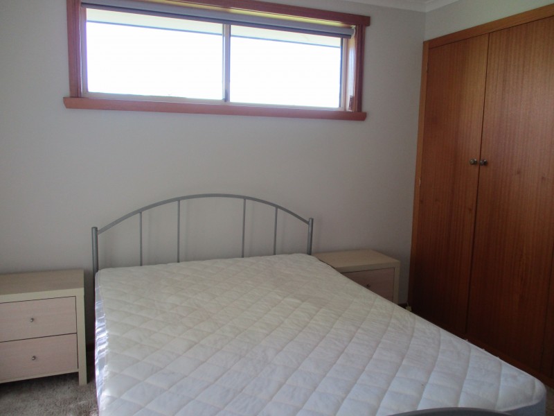 2/45 Parklands Parade, Newnham TAS 7248