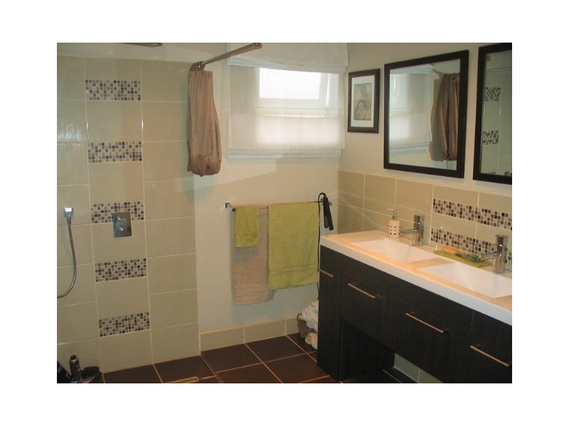 32 Guy Street, Kings Meadows TAS 7249