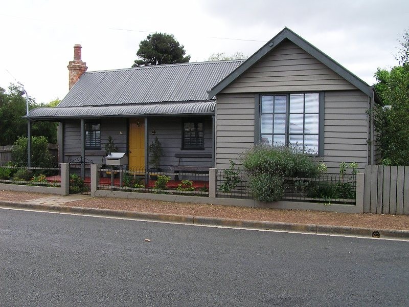 8 Collins Street, Evandale TAS 7212