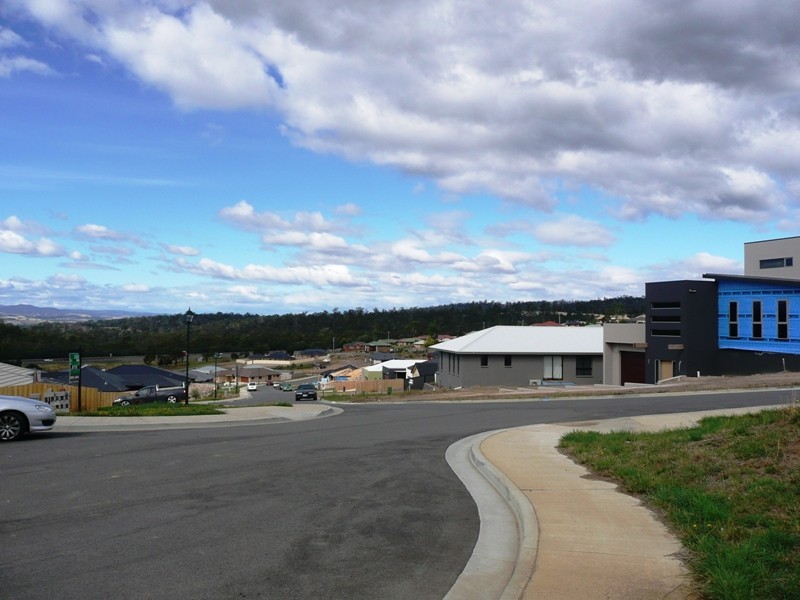 17 Lomond View Drive, Prospect Vale TAS 7250