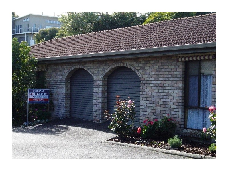 2/68 Franmaree Road, Newnham TAS 7248