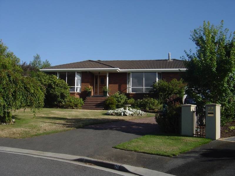27 Bettina Avenue, Norwood TAS 7250