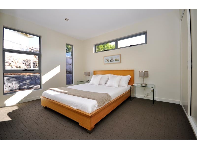 2/77 Bain Terrace, Trevallyn TAS 7250