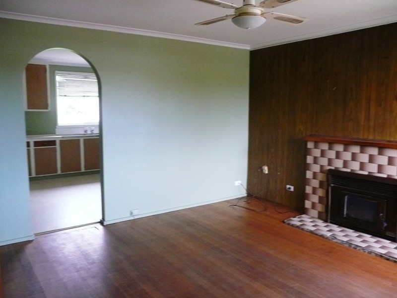 24 Pioneer Parade, Ravenswood TAS 7250