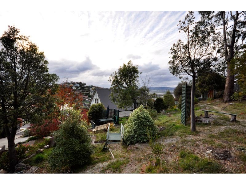28 Benjamin Street, Trevallyn TAS 7250