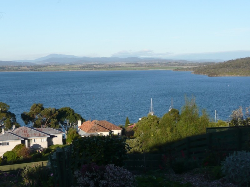 148 Oxford Street, Beauty Point TAS 7270