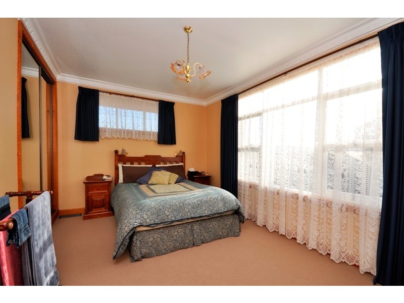 5 Hawthorn Street, Norwood TAS 7250