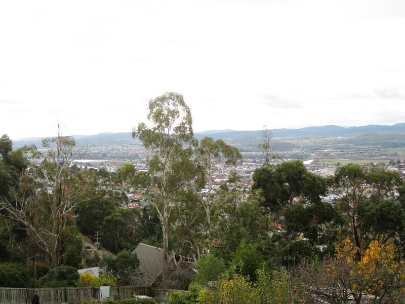 49 Salisbury Crescent, West Launceston TAS 7250