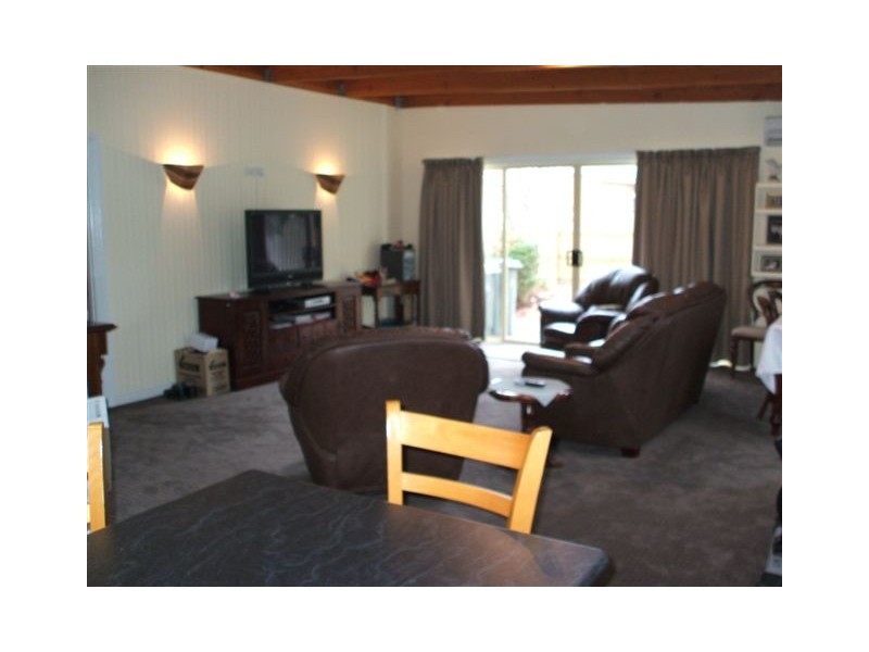 65 Main Road, Exeter TAS 7275