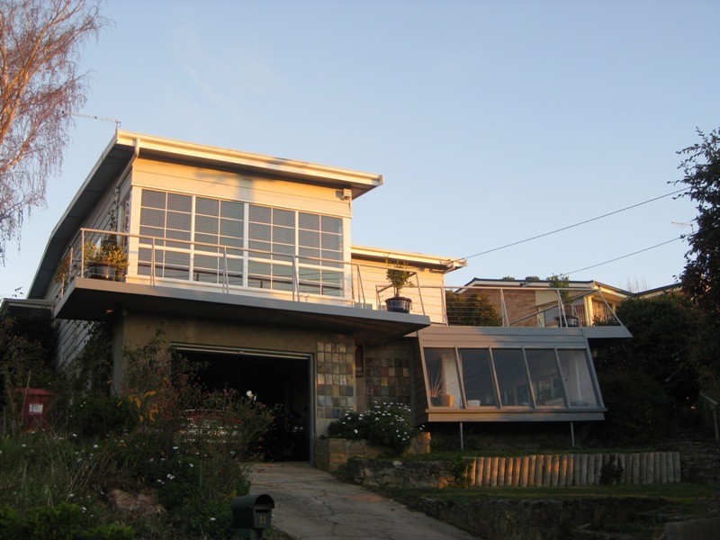 11 Fairthorne Road, Trevallyn TAS 7250