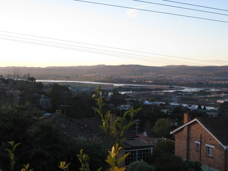 11 Fairthorne Road, Trevallyn TAS 7250