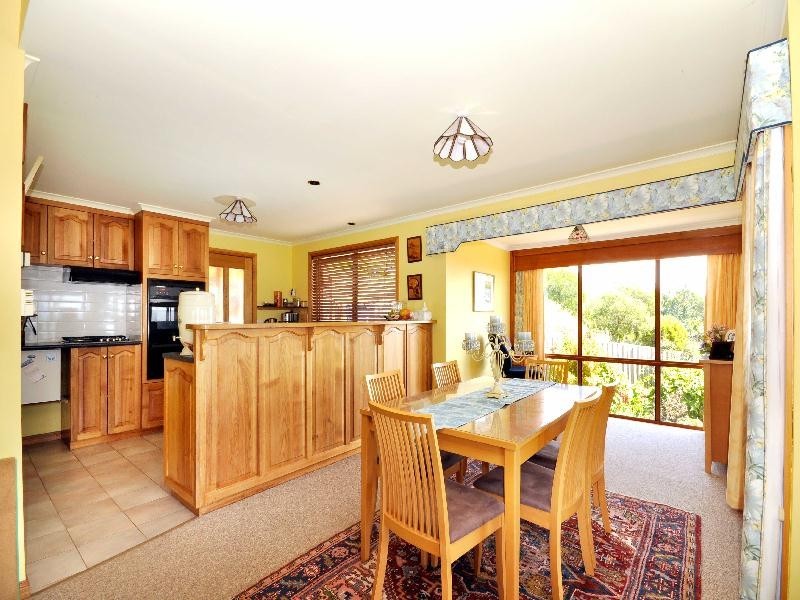 11 Lachlan Parade, Trevallyn TAS 7250