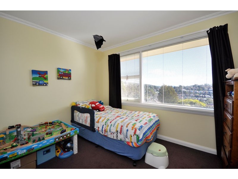 16 Coniston Place, Trevallyn TAS 7250