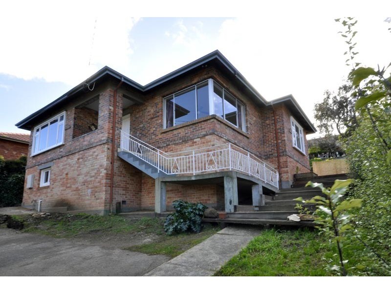 12 Bowen Avenue, Trevallyn TAS 7250